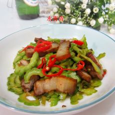 苦瓜腊肉的做法 苦瓜腊肉的做法