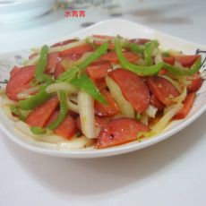 白菜青椒炒火腿的做法 白菜青椒炒火腿的做法