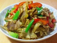 腊肉炒笋衣的做法