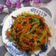 腊肉炒三丝的做法