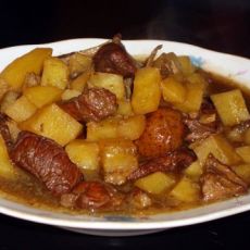 红烧肉土豆的做法 红烧肉土豆的做法