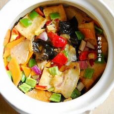腊肉砂锅豆腐的做法 腊肉砂锅豆腐的做法