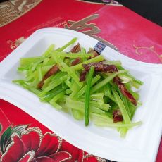 腊味芹菜的做法 腊味芹菜的做法
