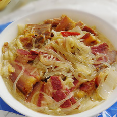 腊肉白菜炖粉条的做法 腊肉白菜炖粉条的做法
