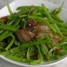 腊肉空心菜的做法