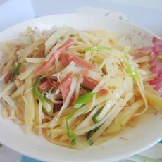 土豆丝炒香肠的做法 土豆丝炒香肠的做法