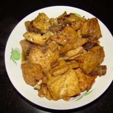 腊肉烧豆腐的做法