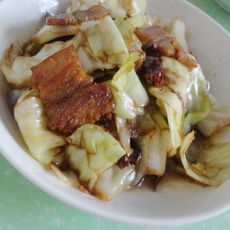 干锅腊肉包菜的做法 干锅腊肉包菜的做法
