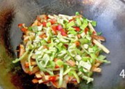 冻豆干炒腊肉的做法