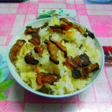 冬菇腊肉糯米饭的做法 冬菇腊肉糯米饭的做法
