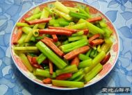 西芹火腿的做法