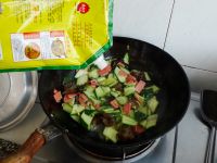黄瓜炒火腿片的做法