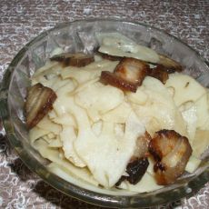腊肉炒藕的做法
