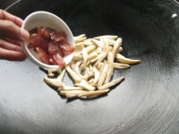 香肠炒杏鲍菇的做法