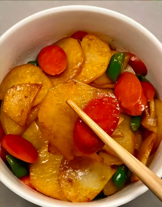 青椒火腿土豆片的做法