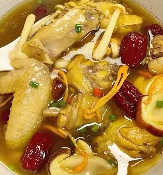菌菇鸡汤的做法