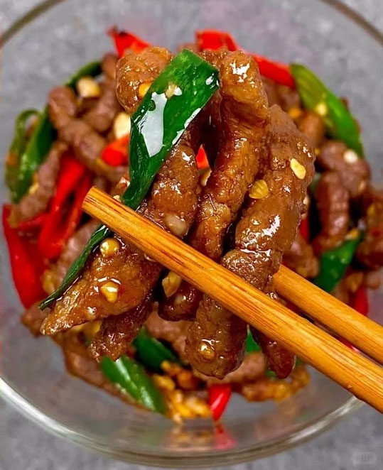 鲜椒炒牛肉的做法