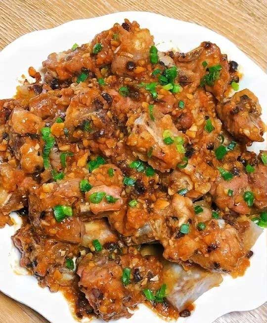 香芋蒸排骨的家常做法
