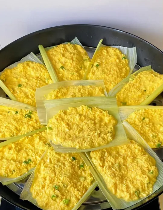 鲜蒸玉米饼的做法