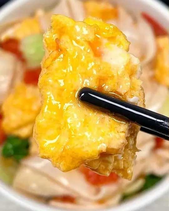 杏鲍菇炒鸡蛋的做法