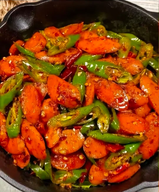辣椒炒火腿的做法
