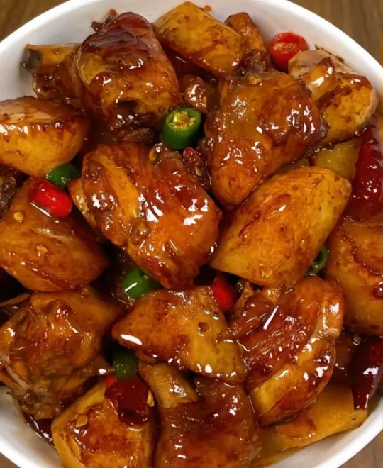 土豆炖鸡腿的家常做法