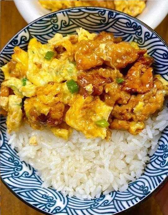 瘦肉葱花鸡蛋的做法
