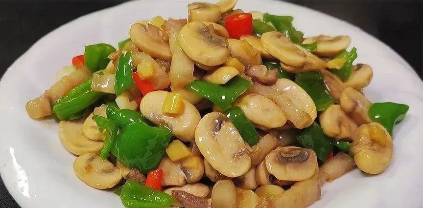 中老年人，4种“碱性”食物要常吃，补气养血，延缓衰老