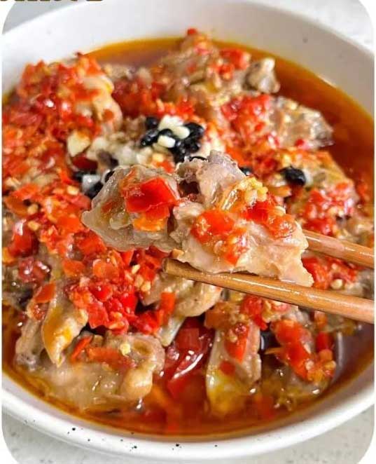 剁椒蒸鸡的做法