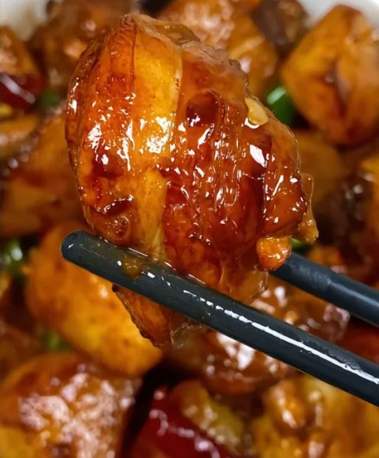 土豆炖鸡腿的家常做法