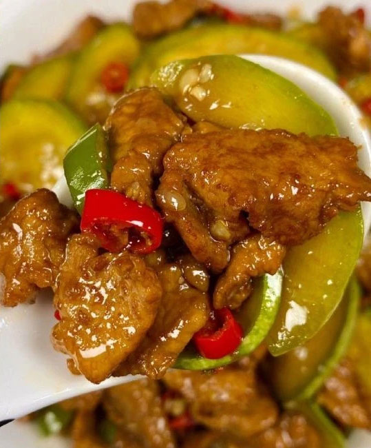 西葫芦炒肉片的做法