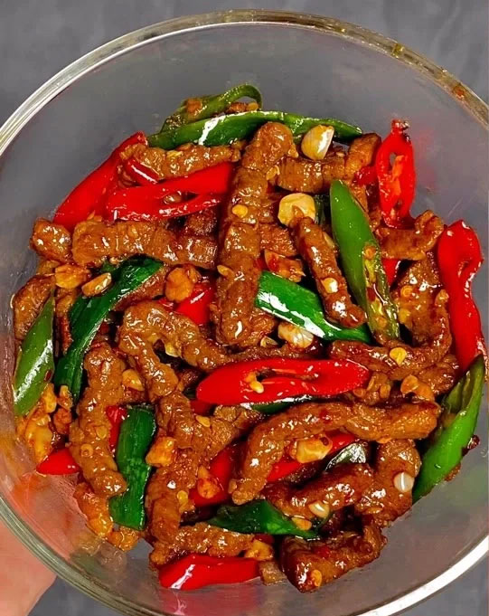 鲜椒炒牛肉的做法