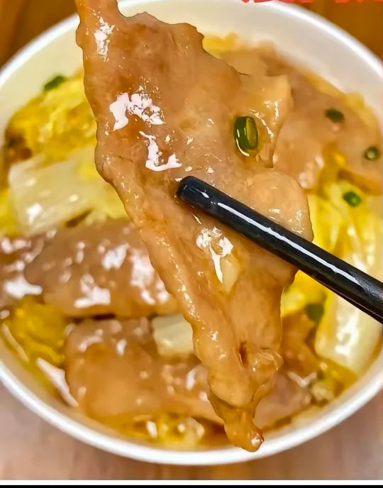 娃娃菜炒瘦肉的做法