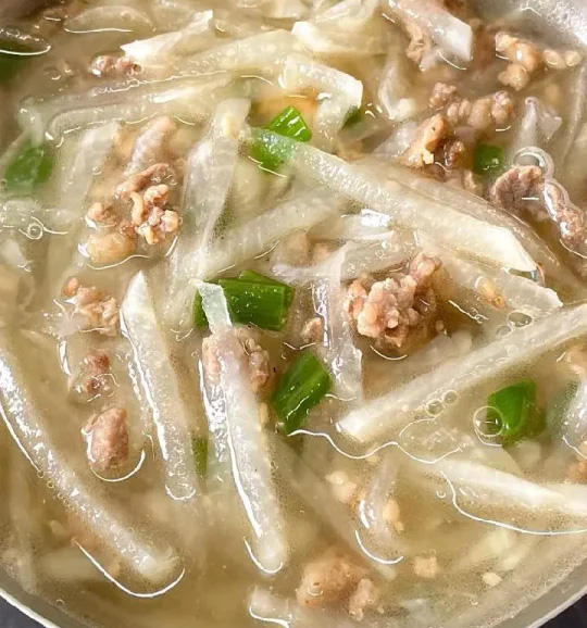 牛肉末萝卜汤的做法