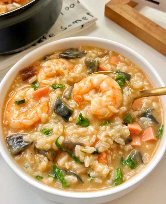 皮蛋海鲜粥的做法