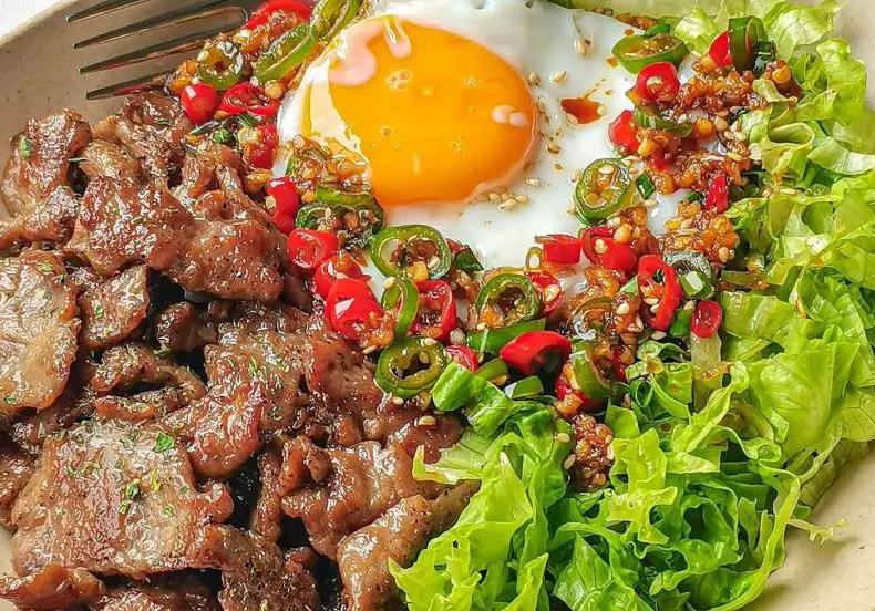 生菜牛肉盖饭的做法