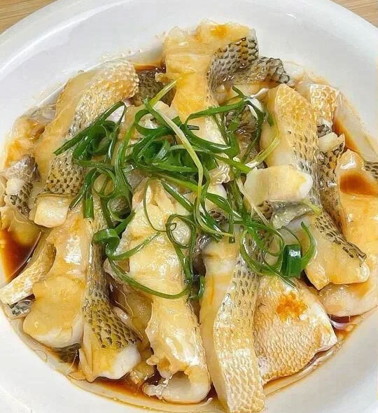 清蒸鲈鱼片的做法
