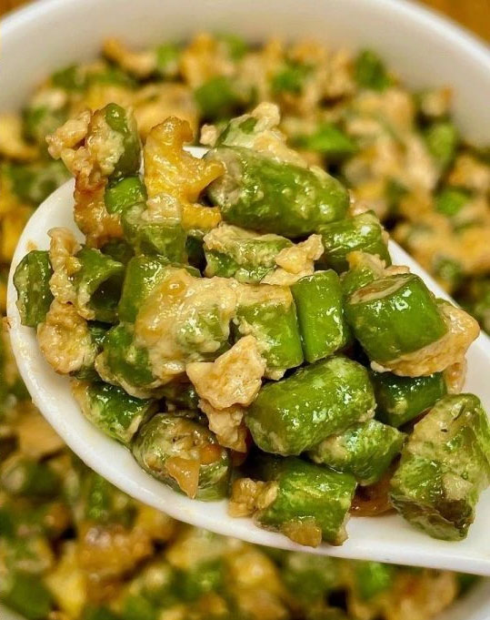 豆角炒鸡蛋的做法