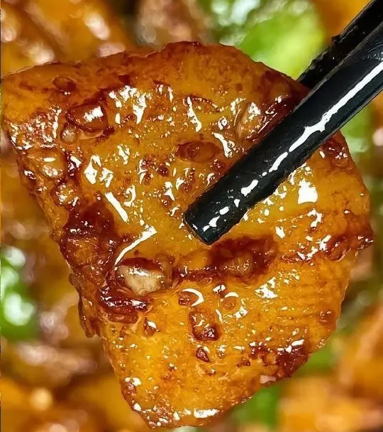 青椒炒士豆片的做法