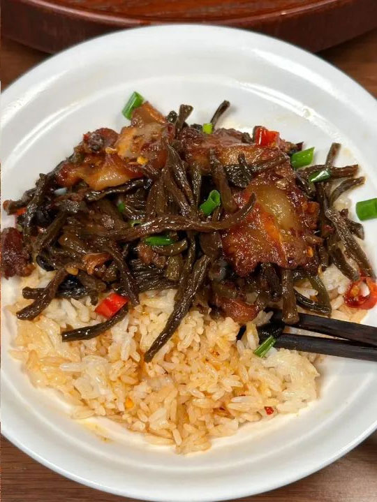 干豆角炒五花肉的做法