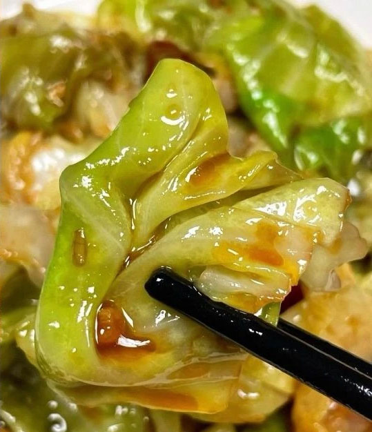 干煸手撕包菜的做法