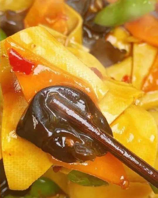 青椒炒干张的做法
