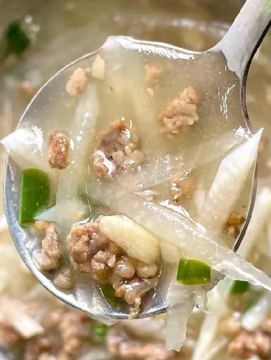 牛肉末萝卜汤的做法