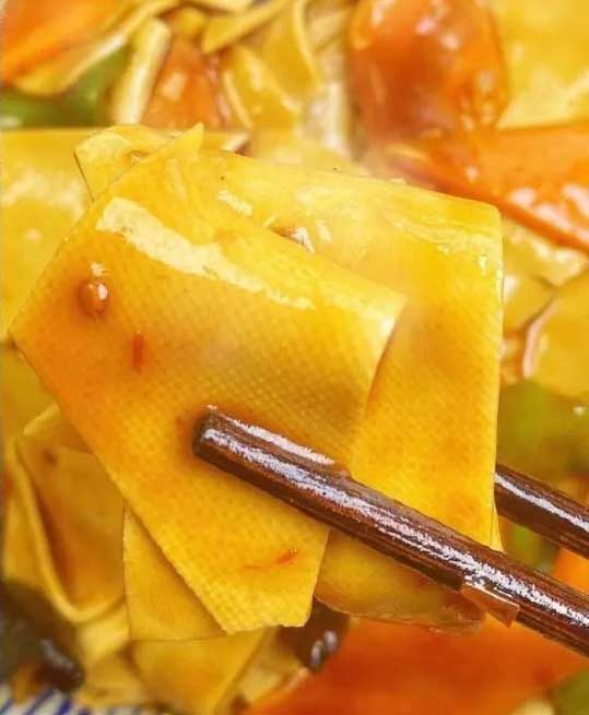 青椒炒干张的做法