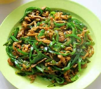 青椒肉丝的做法！简单、下饭