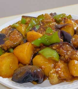 土豆炒茄子的做法，巨下饭