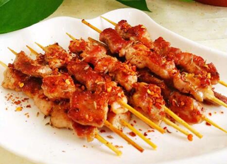 自制孜然猪肉串，在家自己做分分钟搞定，不仅解馋还卫生!