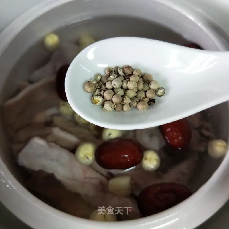 猪肚莲子养胃汤的做法