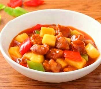 菠萝咕咾肉的做法，酸酸甜甜味道好！