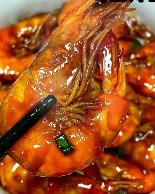 爆香油焖大虾的做法